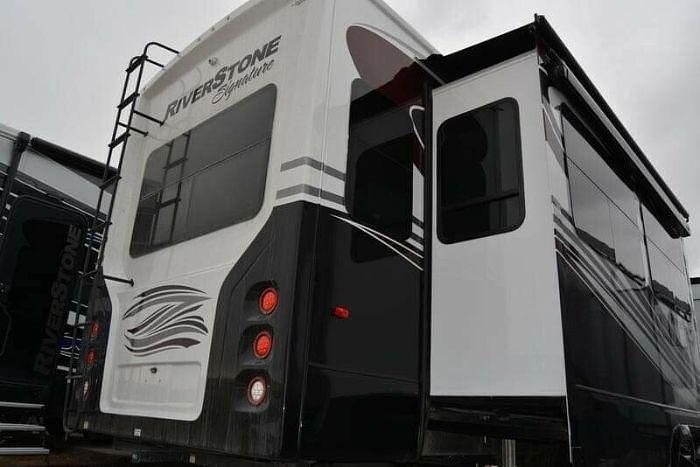 Used 2023 Forest River Riverstone 41RL
