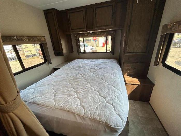 Used 2018 Coachmen Freelander 27QB