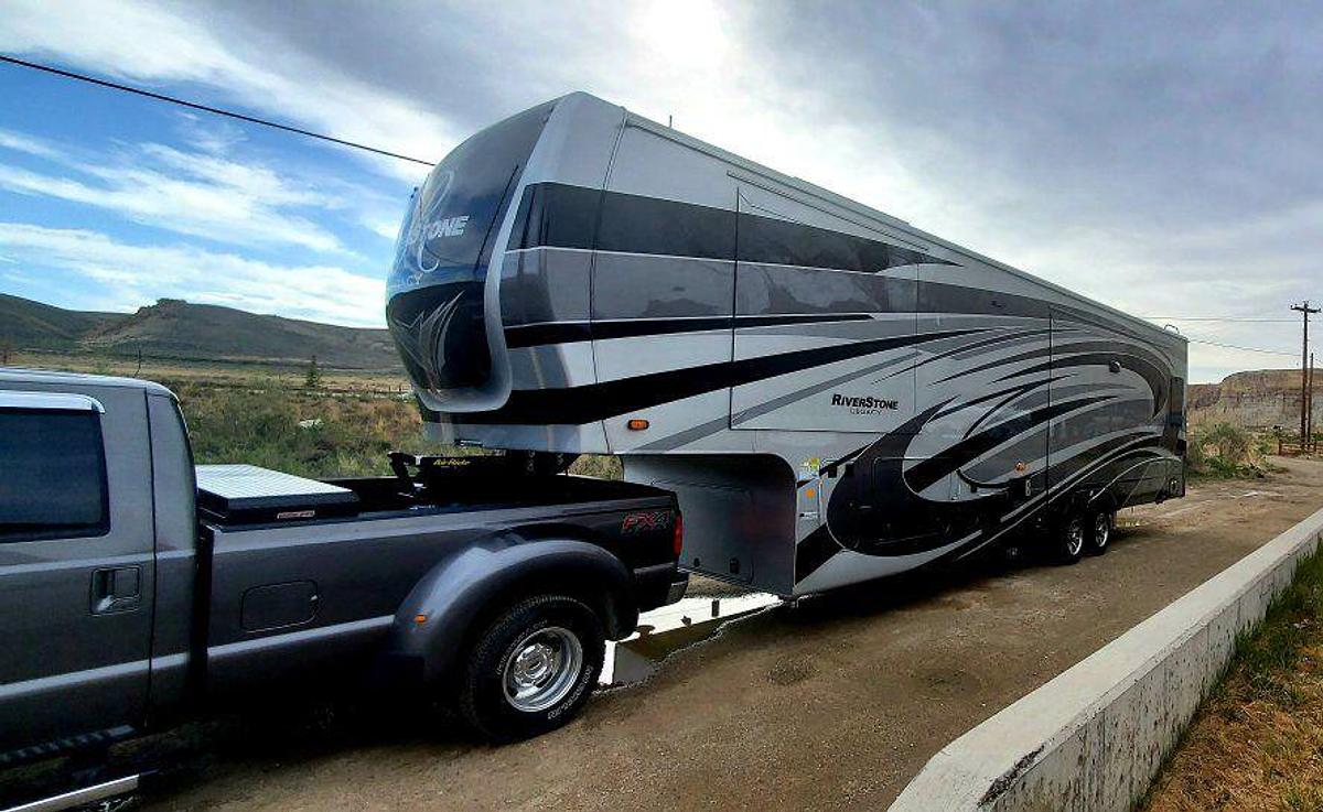 Used 2020 Forest River Riverstone 383MB
