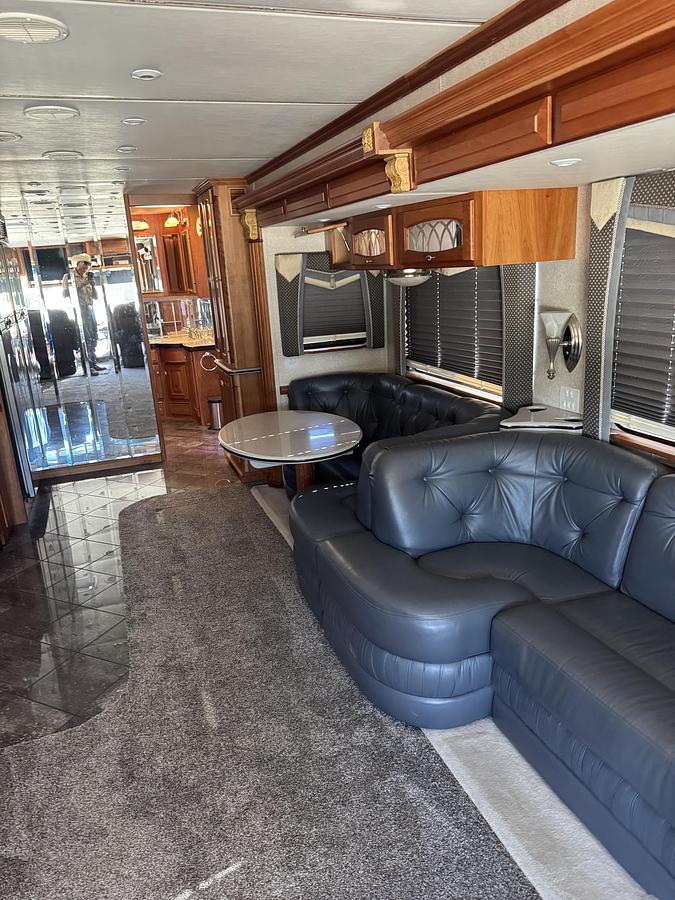Used 2005 Newmar Essex 4505 Class A Motorhome