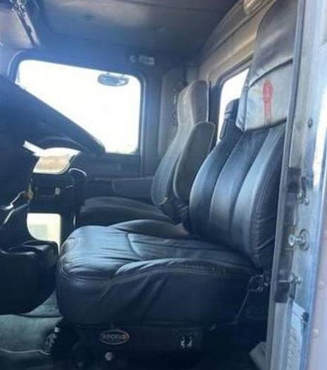 Used 2006 KENWORTH T800