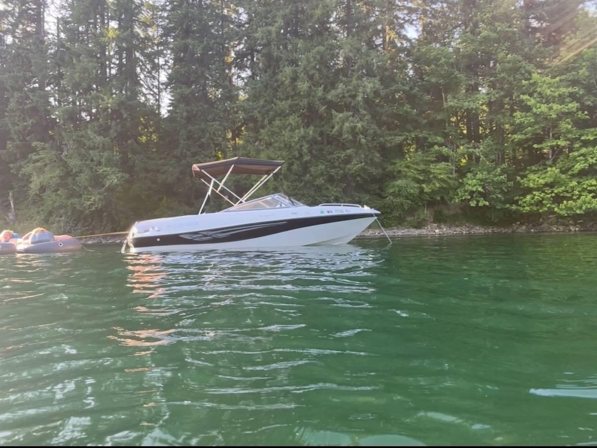 Used 2001 Four Winns Horizon 180