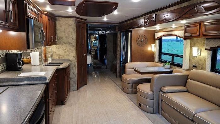 Used 2017 Newmar Ventana 3709