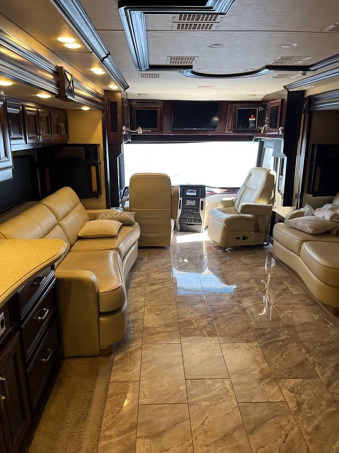 Used 2014 American Coach American Revolution 42T Class A Motorhome