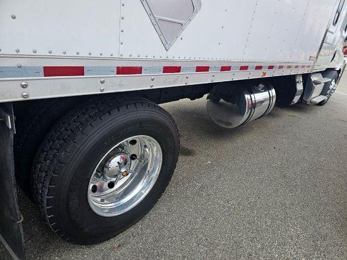 Used 2019 Cascadia 116