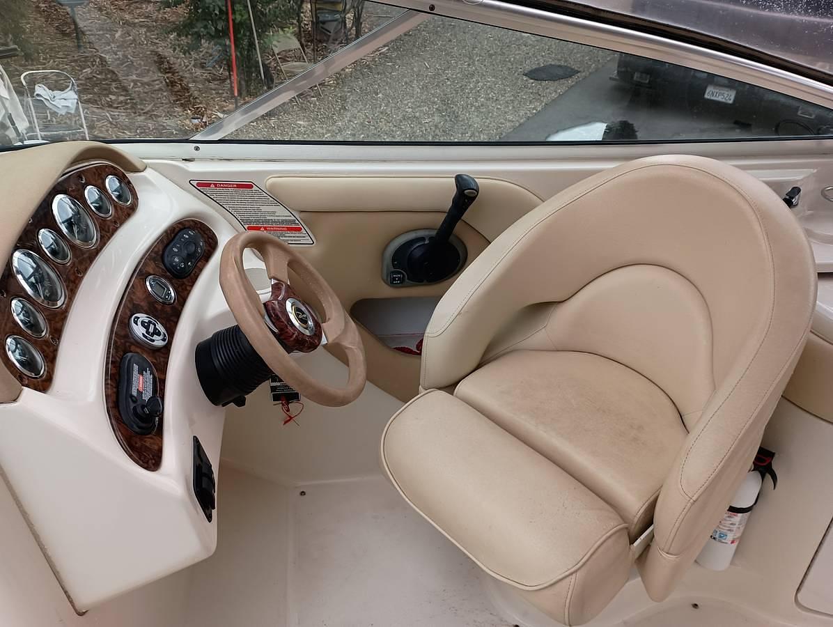 Used 2002 Sea Ray 270