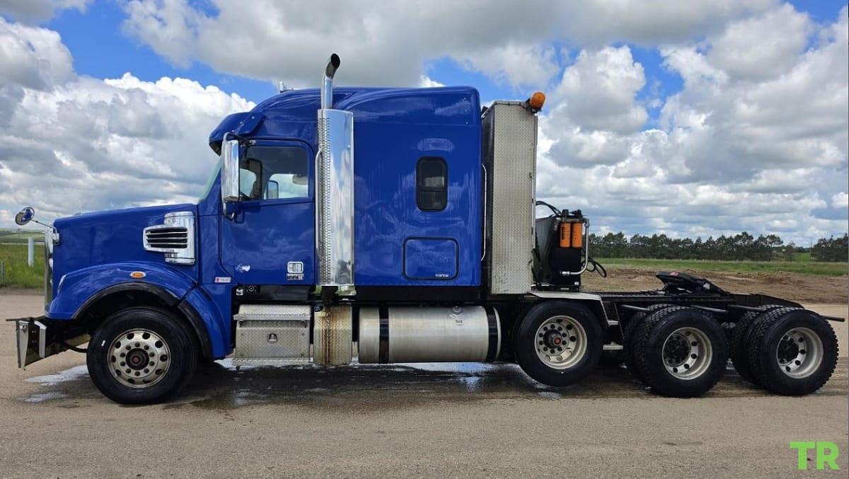 Used 2020 Freightliner Coronado 122SD