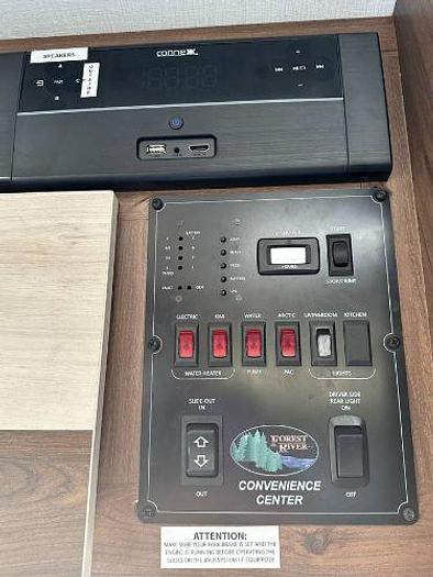 Used 2020 Forest River Sunseeker MBS 2400B