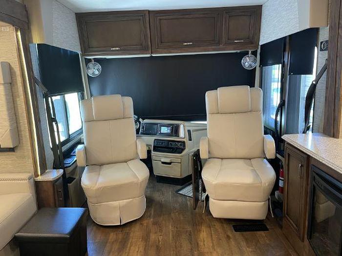 Used 2018 Newmar Ventana LE 3709