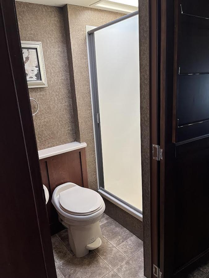 Used 2014 Thor Motor Coach Palazzo 33.3 Class A Motorhome