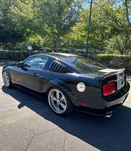 Used 2006 Ford Mustang GT Deluxe