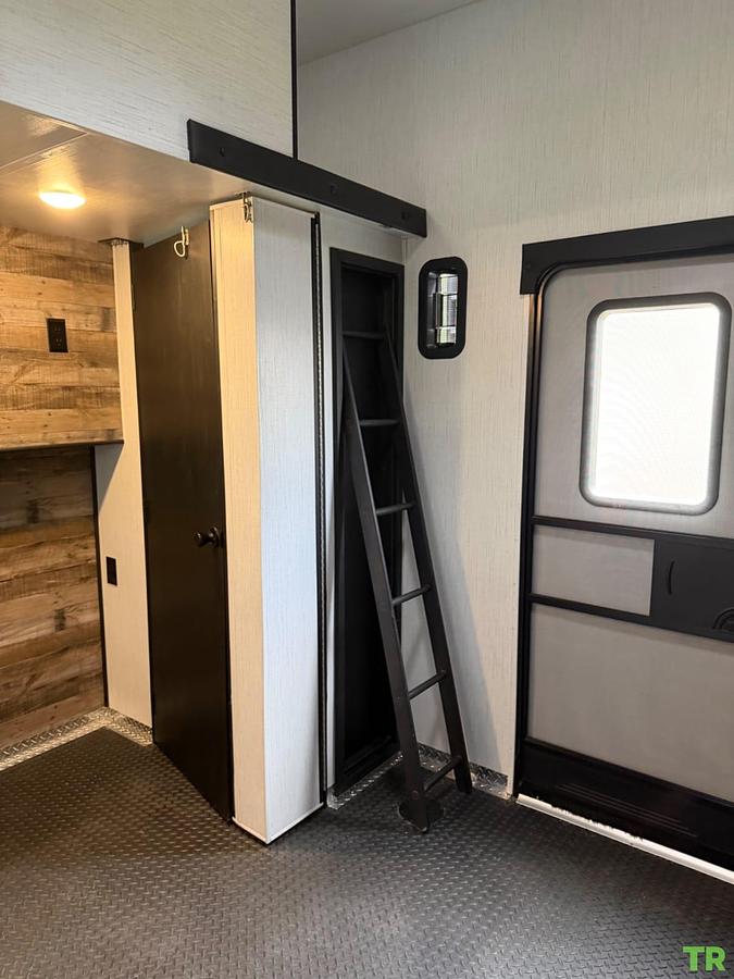 Used 2021 Heartland Gravity 3610 Fifth-Wheel Toy Hauler
