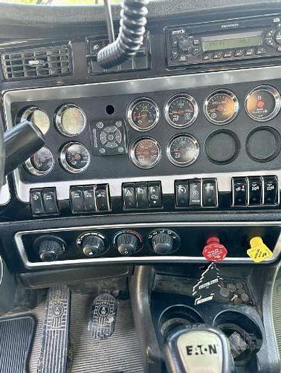 Used 2012 KENWORTH T800