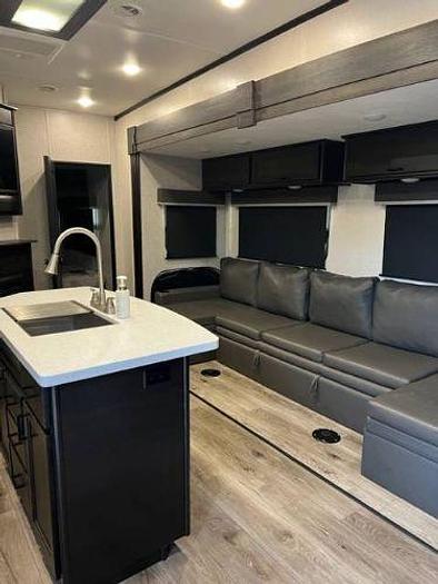 Used 2021 Highland Ridge Mesa Ridge XLT 364BHS