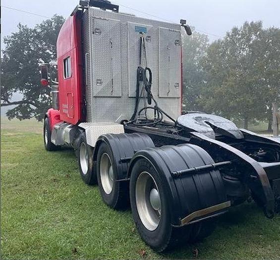 Used 2014 Peterbilt 367