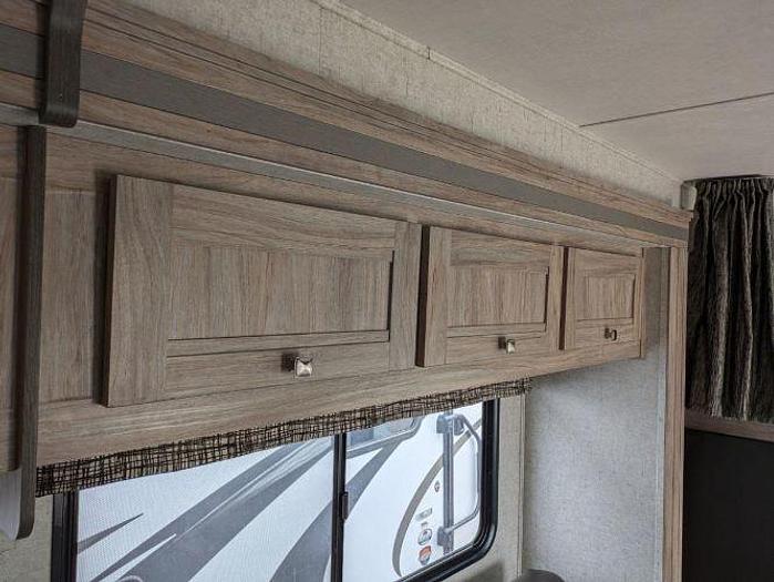 Used 2018 Forest River Sunseeker 2850SLE