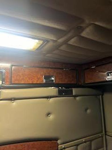 Used 1999 Peterbilt 379