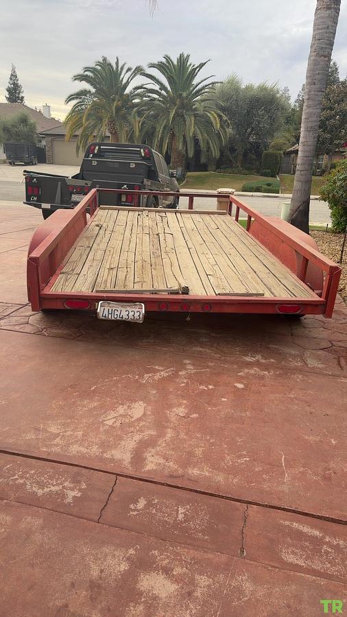 Used 2000 Load Trail Trailer