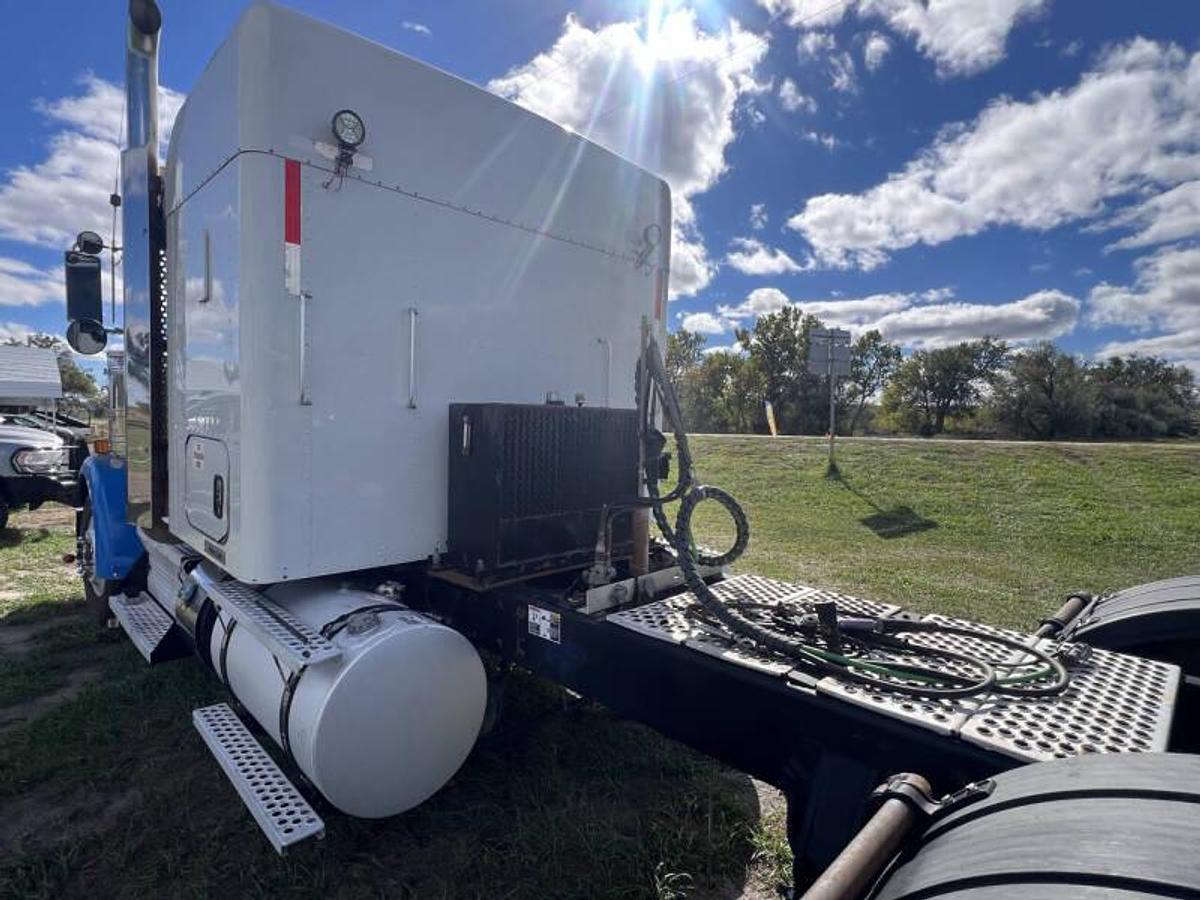 Used 2014 Kenworth W900L