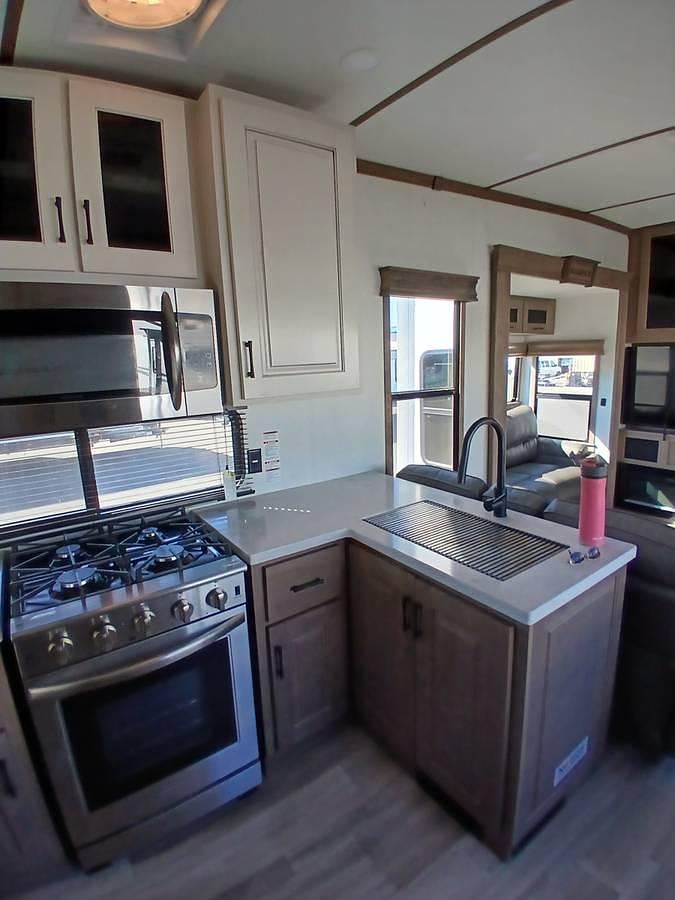 Used 2023 Alliance Paradigm 382RK Fifth Wheel