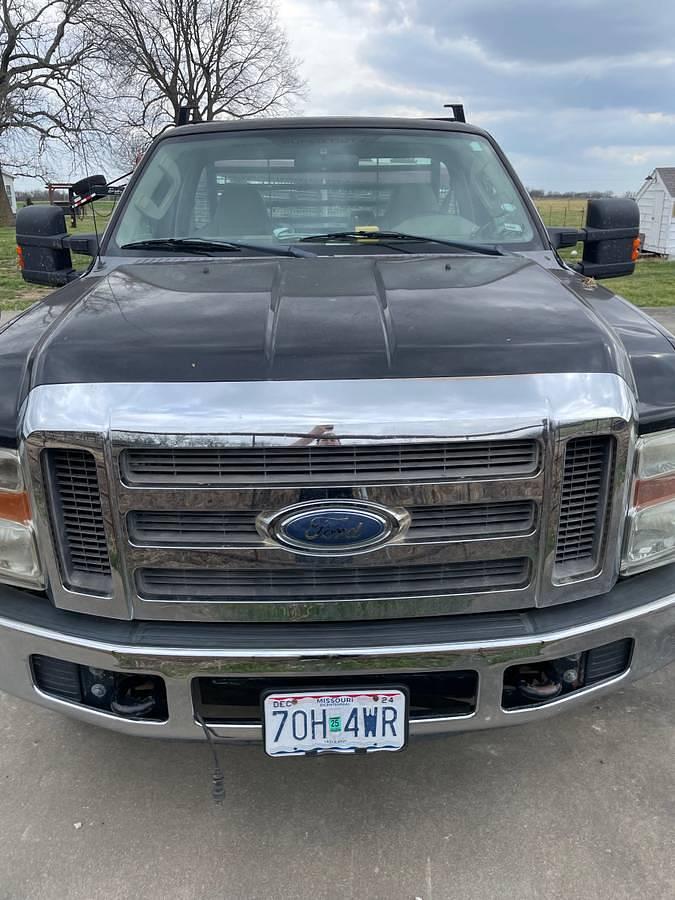 Used 2008 Ford F250 flatbed