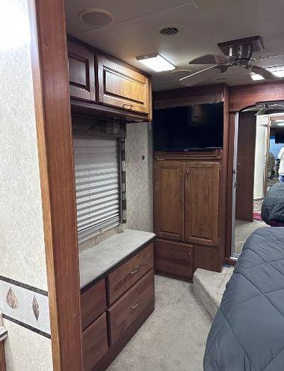 Used 2007 Monaco Cayman 38PBT