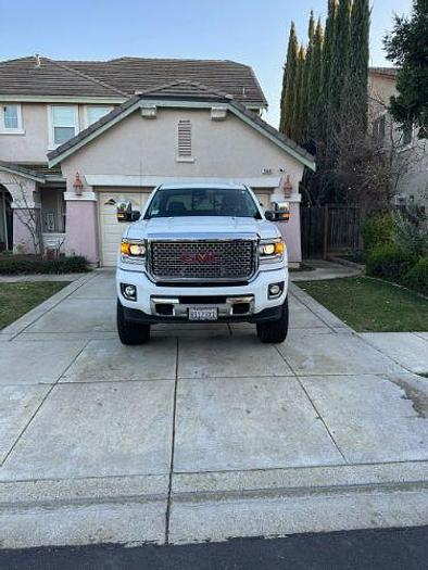 Used 2015 GMC Sierra 2500HD available WiFi Denali