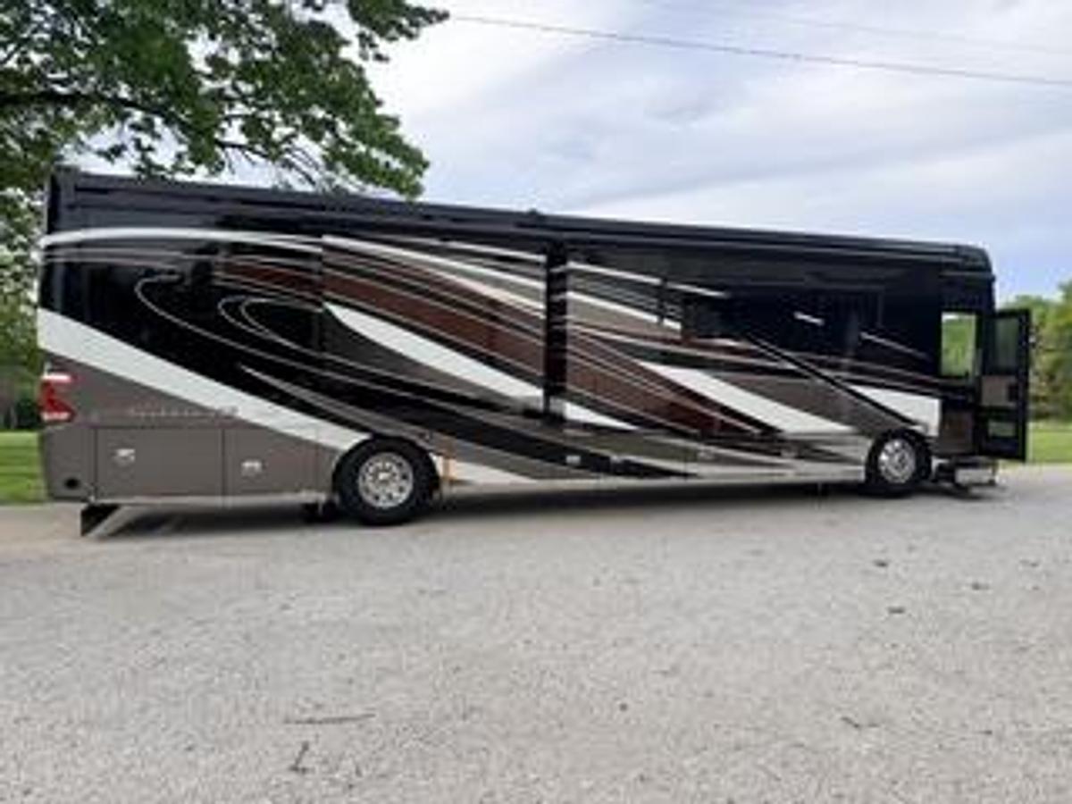 Used 2017 Tiffin Motorhomes Allegro Bus 40SP