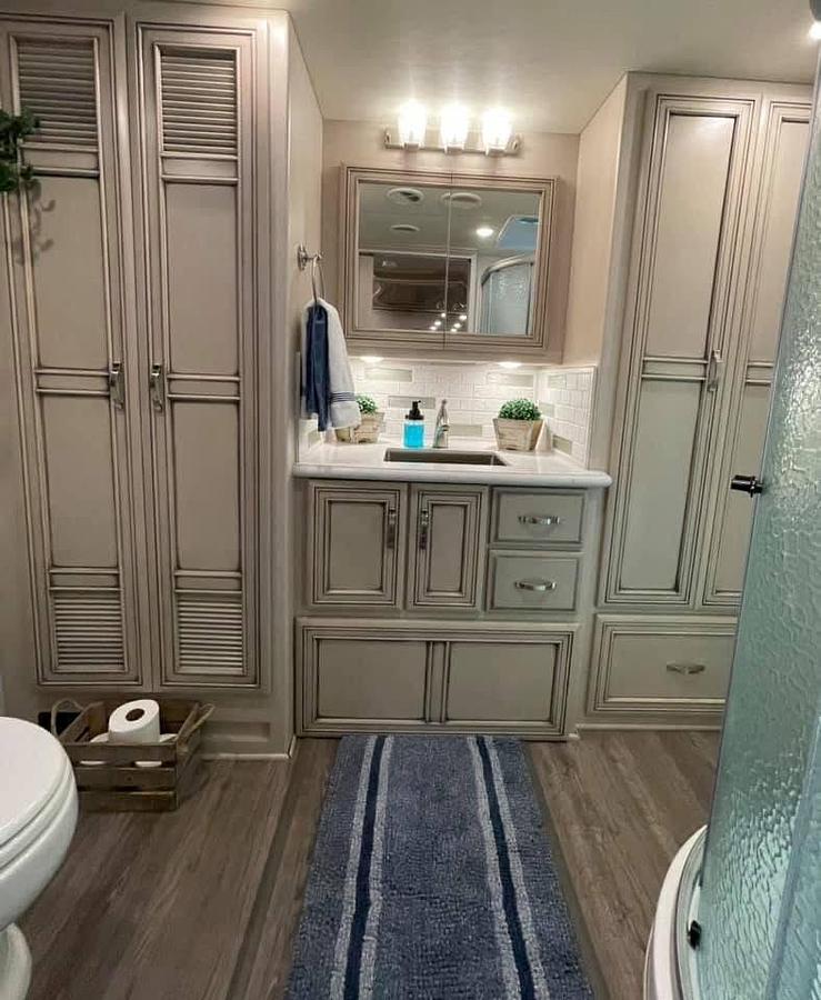 Used 2021 Newmar Kountry Star 3709 Class A Motorhome