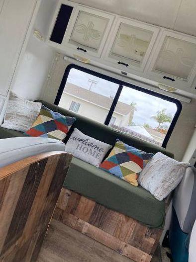 Used 2000 Coachmen Catalina