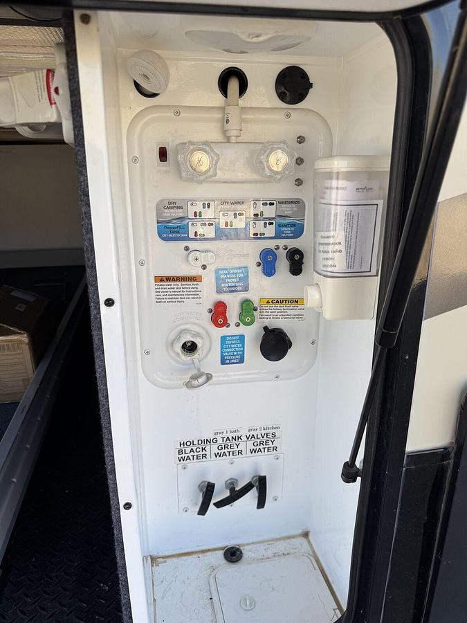 Used 2017 Jayco Pinnacle 36KPTS