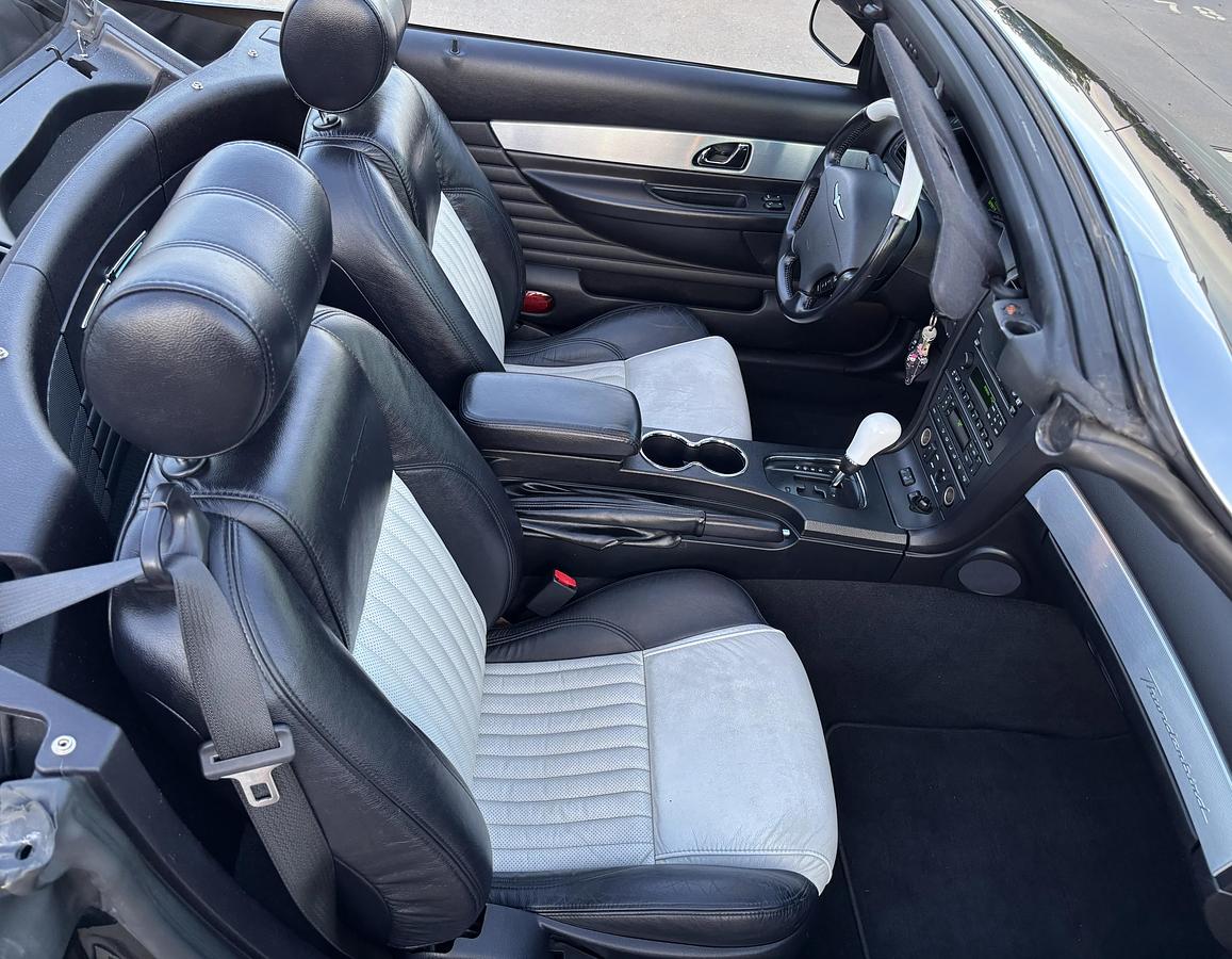 Used 2004 Ford Thunderbird