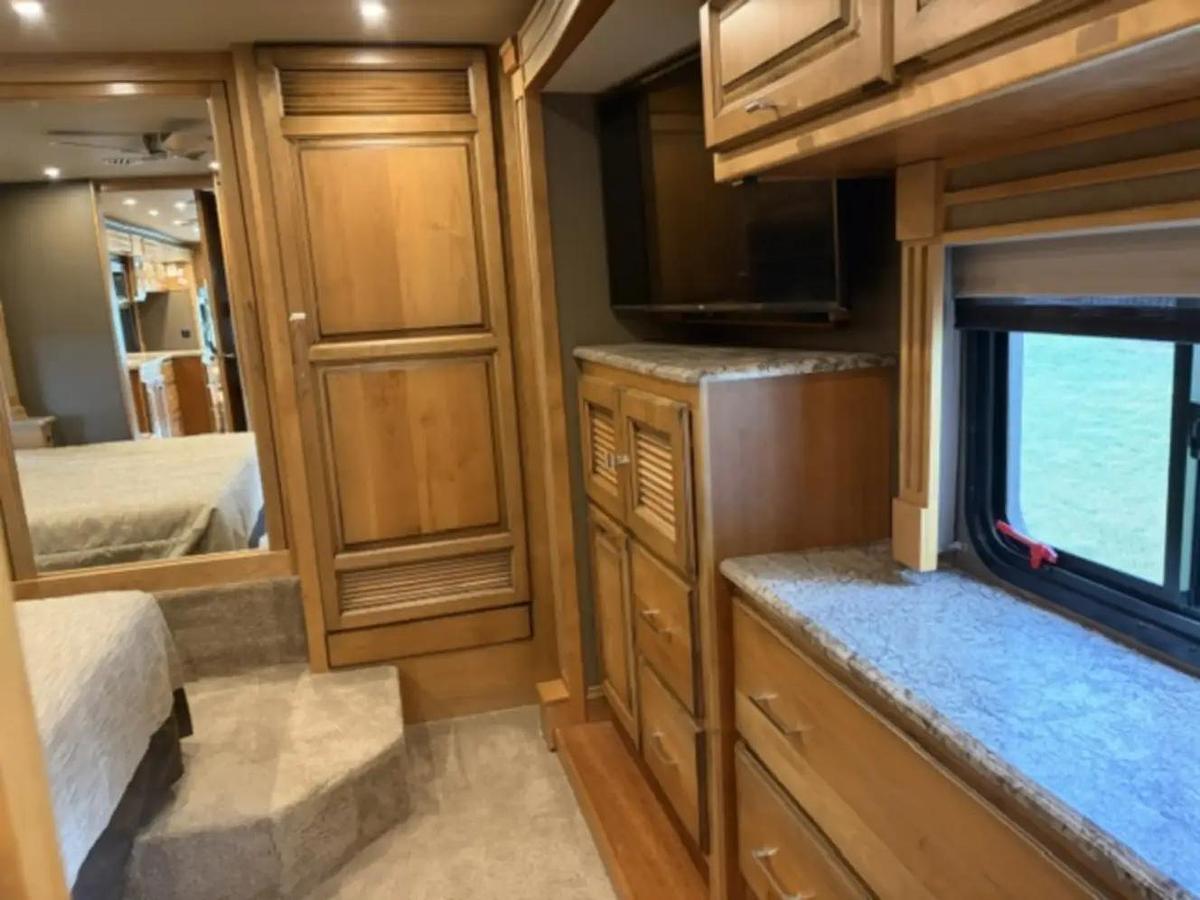 Used 2019 Tiffin Allegro Red 37PA