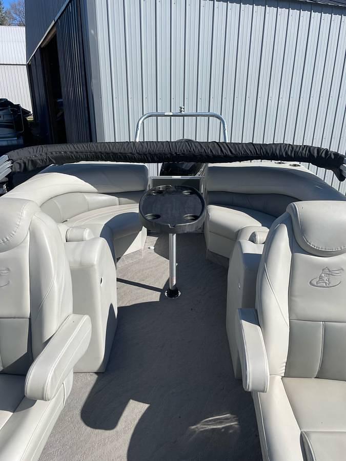 Used 2015 Misty Harbor 2385 Sportoon