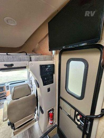 Used 2017 Thor Motor Coach Siesta 24SS