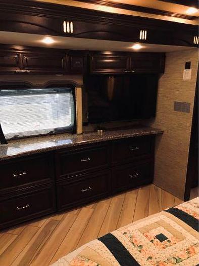 Used 2016 Newmar Mountain Aire 4565