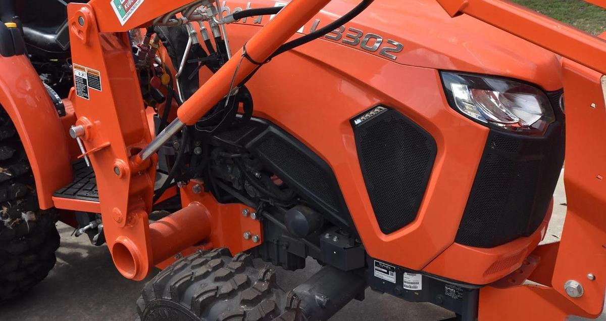 Used 2024 Kubota L3302HST