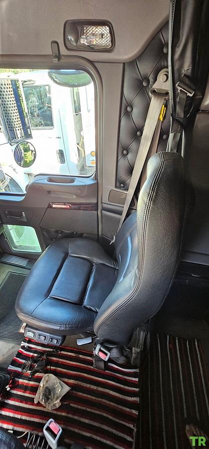 Used 2012 Kenworth W900L