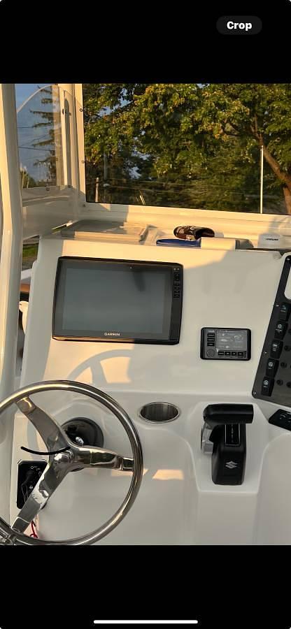 Used 2024 Polar 220 Center Console