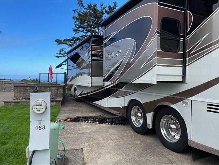Used 2015 Winnebago Tour 42HD