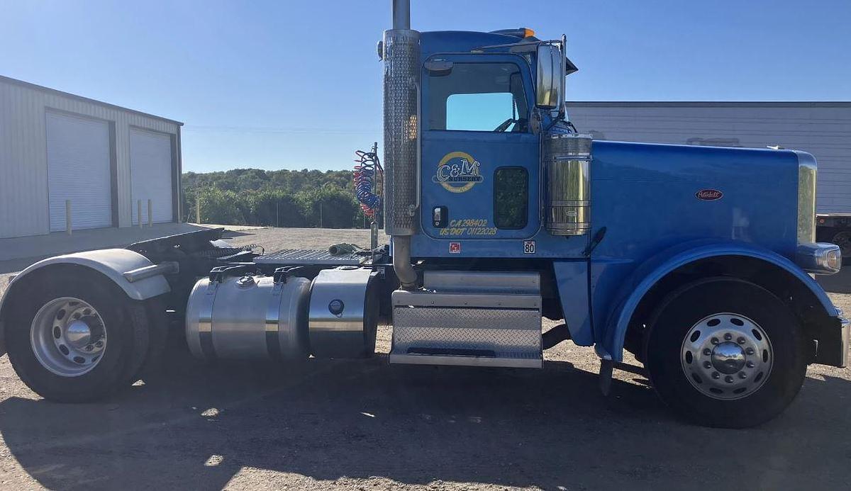 Used 2020 Peterbilt 389