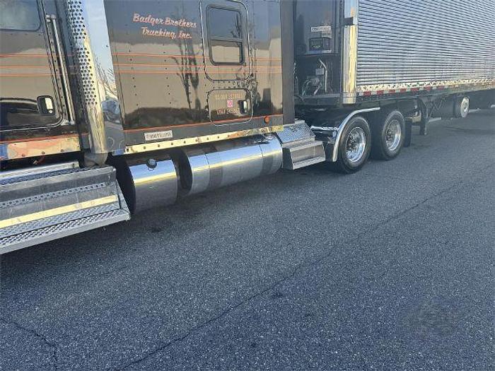 Used 2023 KENWORTH W900L