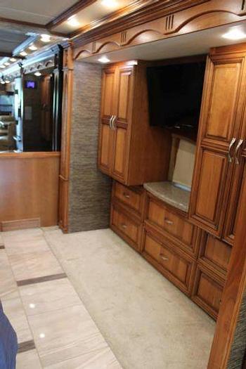 Used 2014 Newmar Mountain Aire 4369