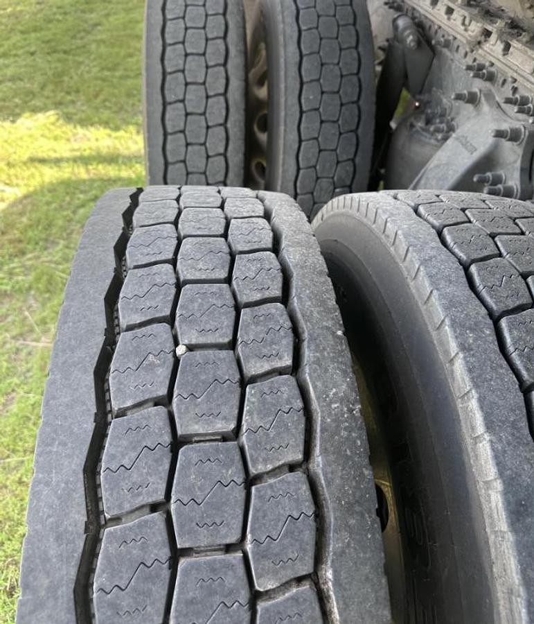 Used 2018 Western Star 5700XE & 2023 FONTAINE DROP DECK