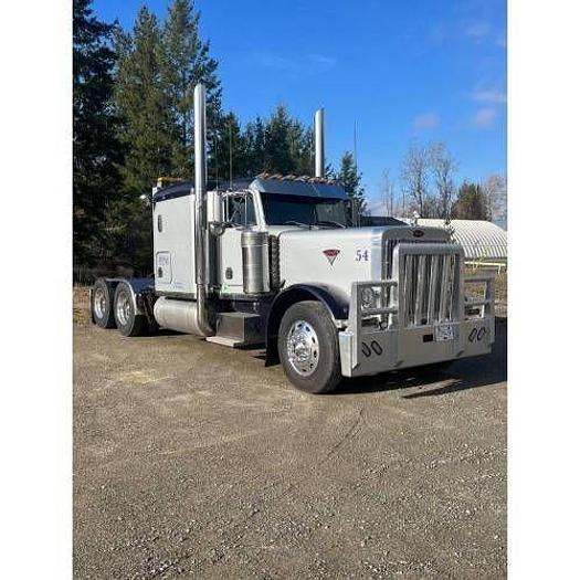 Used 1998 Peterbilt 379 Sleeper Truck