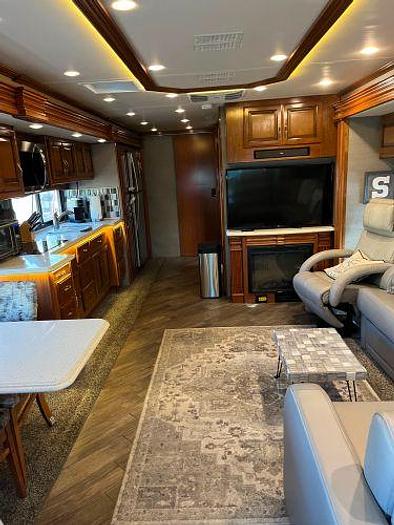Used 2018 Fleetwood Discovery 38F