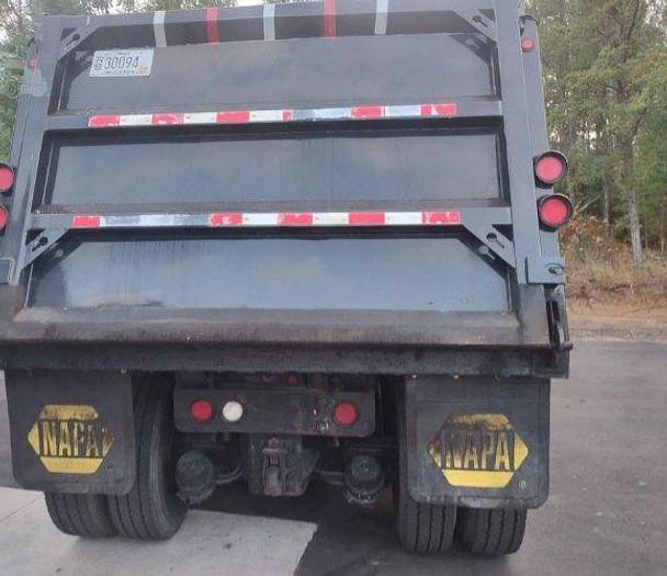 Used 2013 CATERPILLAR CT660