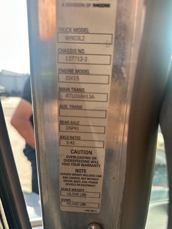 Used 2017 Kenworth W900