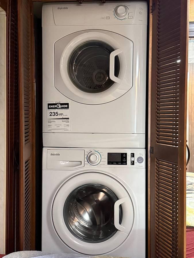 Used 2013 Coachmen Sportscoach Cross Country 385DS Class A Motorhome