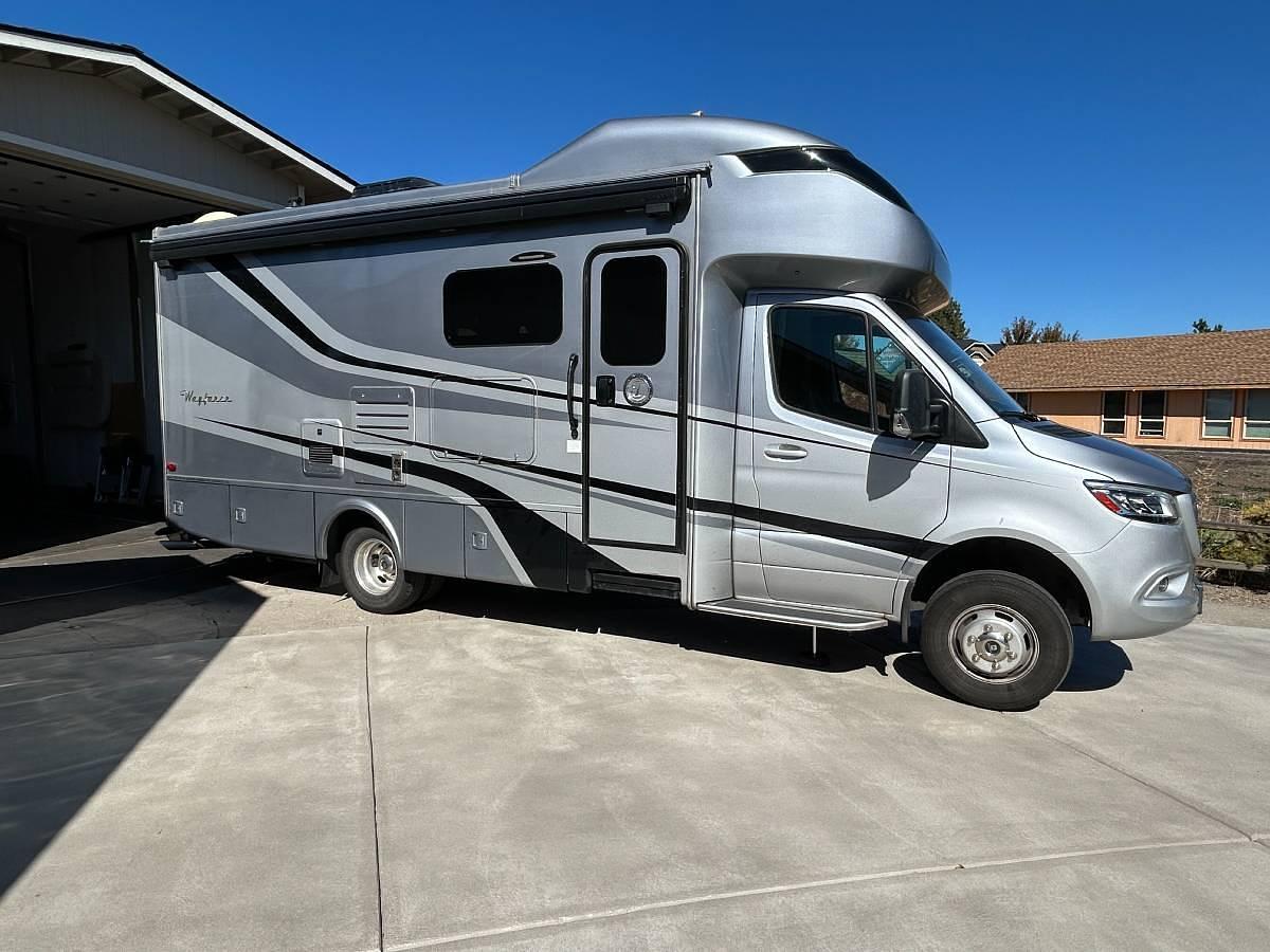 Used 2020 Tiffin Wayfarer RW Class C Motorhome